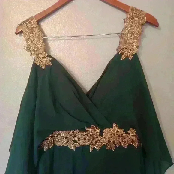 Shein Curve Dress Green Gold sequined Size 2XL - Picture 3 of 16